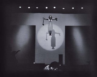 MARINA ABRAMOVIC: Artist Body. Performances 1969-1998.